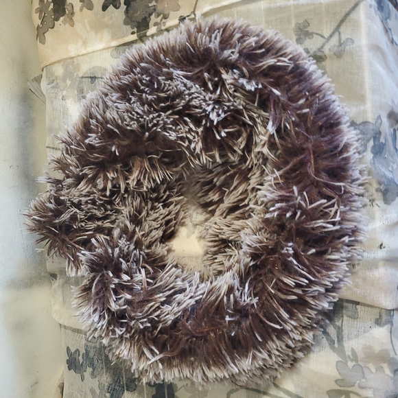 Scarf - Picture 3 of 3